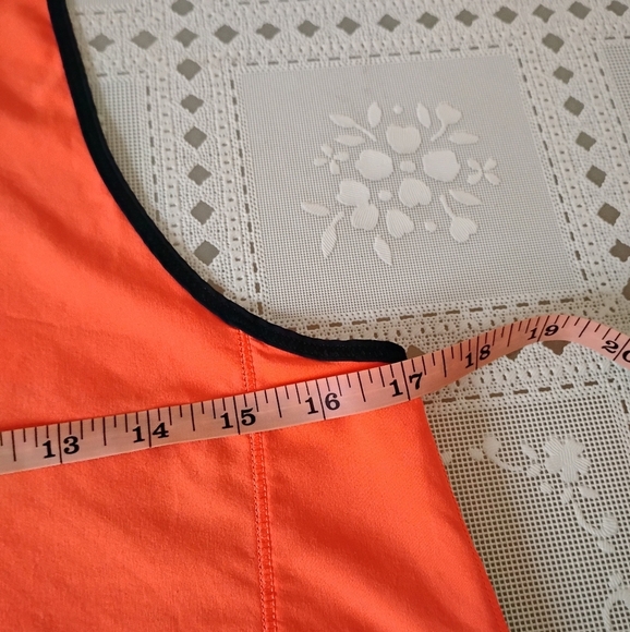 Lululemon Pump It Up TankLight Flare / Inkwell, Size 4 - Picture 13 of 16